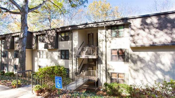 180 BARONE PL NW, Atlanta, GA 30327