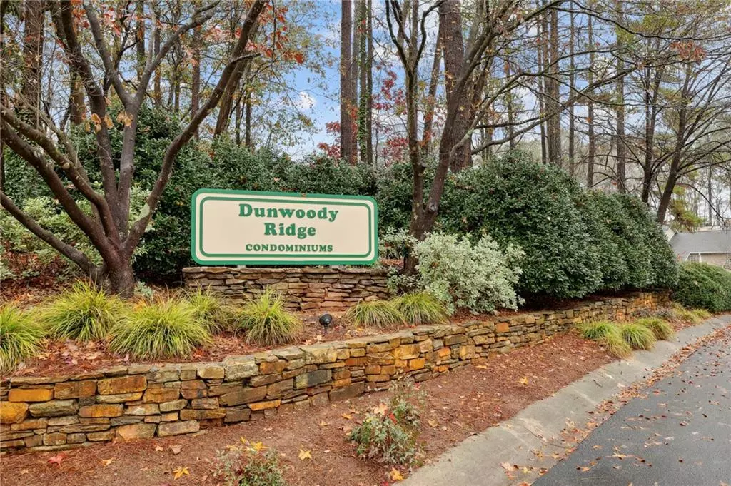 Dunwoody, GA 30338,4527 Pineridge CIR