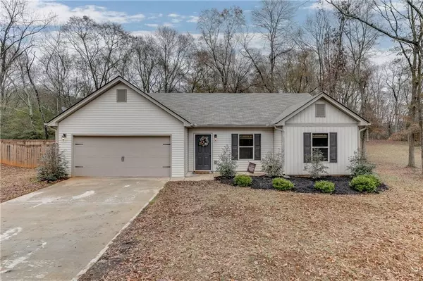 68 Fitzpatrick RD, Danielsville, GA 30633