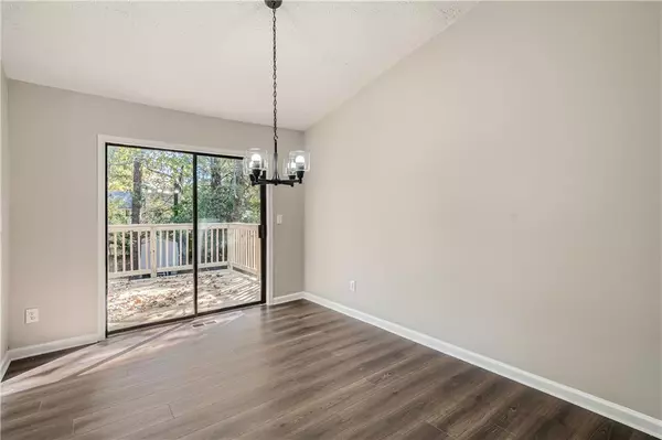 3688 Chinaberry LN Snellville, GA 30039