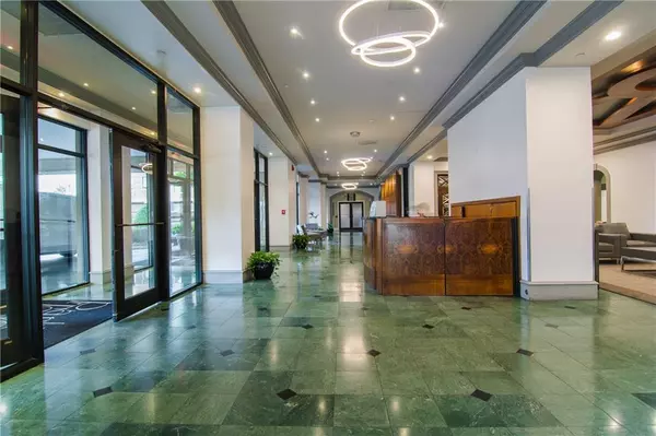 Atlanta, GA 30328,795 Hammond DR #212