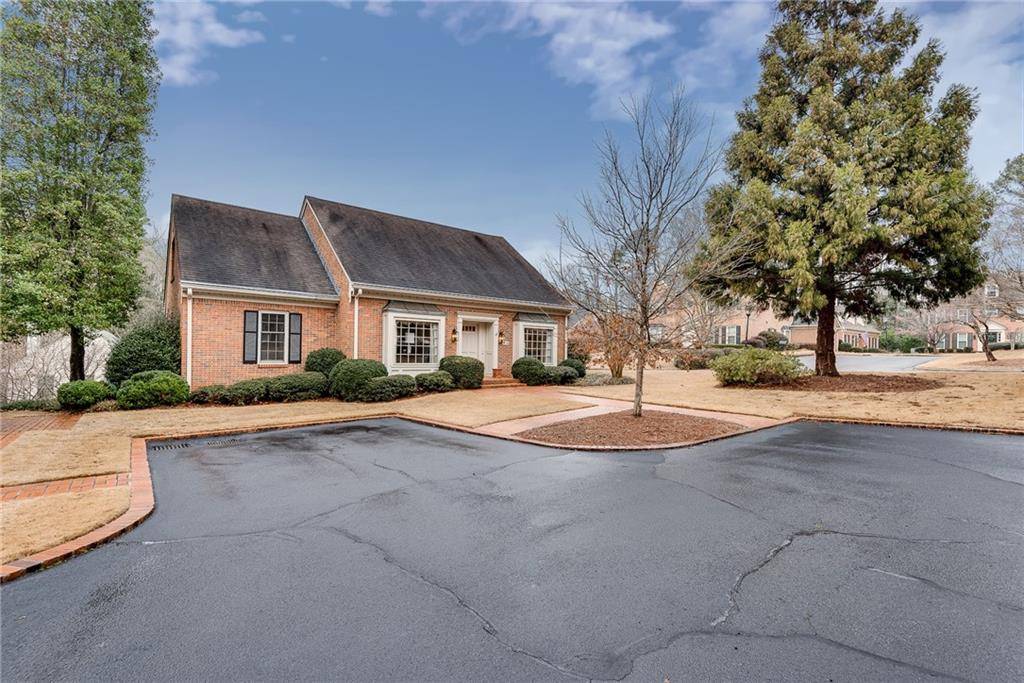 1816 Bedfordshire DR, Decatur, GA 30033