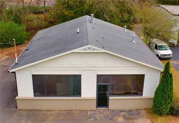 5885 Atlanta HWY, Alpharetta, GA 30004