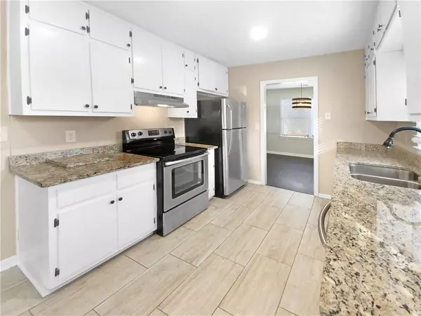 Conyers, GA 30012,2122 Arlin ST NE