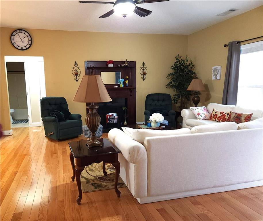 Lavonia, GA 30553,427 Chateau DR