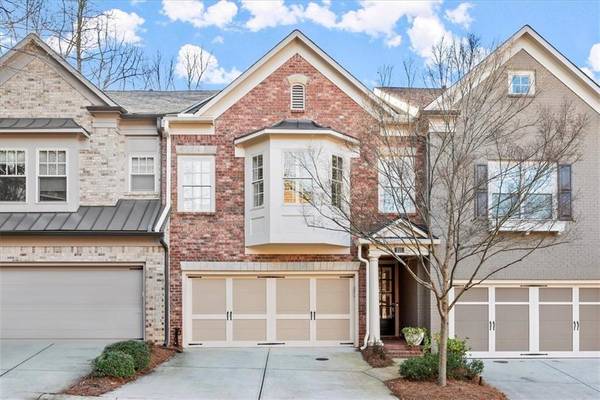 211 Nottaway LN, Alpharetta, GA 30009