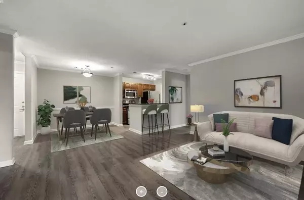 Atlanta, GA 30319,2124 Gables DR #4111