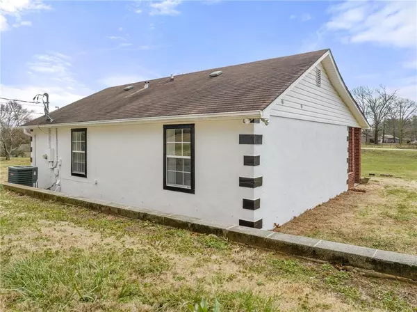 Cumming, GA 30041,5765 Crow DR