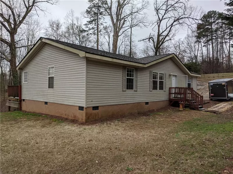 4411 Whiporwill RD, Gillsville, GA 30543