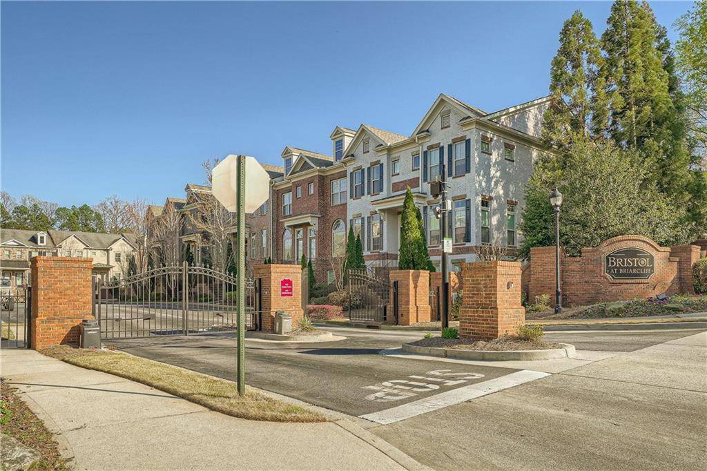 1722 Faulkland AVE NE, Atlanta, GA 30329