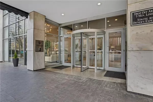 620 Peachtree ST NE #1911,  Atlanta,  GA 30308