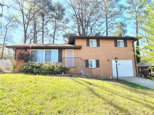 2518 Glenrock DR, Decatur, GA 30032