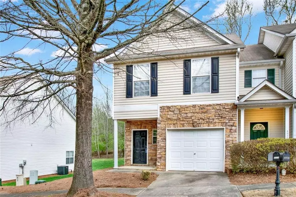 Flowery Branch, GA 30542,4928 Vireo DR