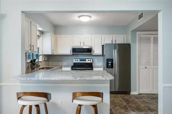 Atlanta, GA 30327,36 La Rue PL NW