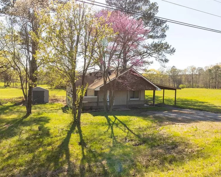 6149 NE Martha Berry HWY NE, Armuchee, GA 30105