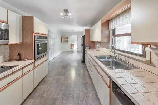 Marietta, GA 30062,1210 Rockcrest DR