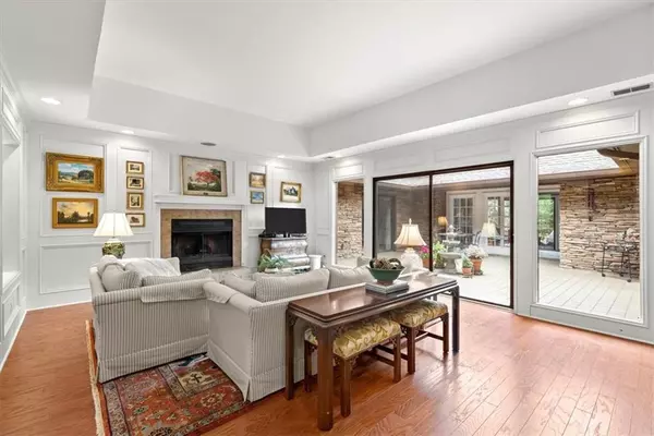 Marietta, GA 30067,402 Somerset Close SE