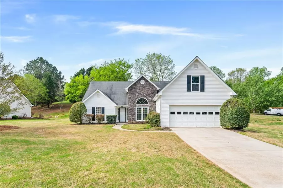 6073 Devonshire DR, Flowery Branch, GA 30542