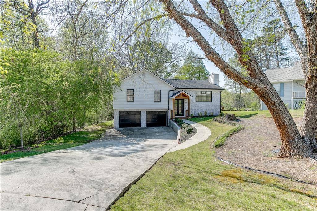 4748 Deer Ridge CT,  Flowery Branch,  GA 30542