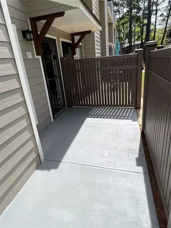 Marietta, GA 30068,201 PARK RIDGE CIR