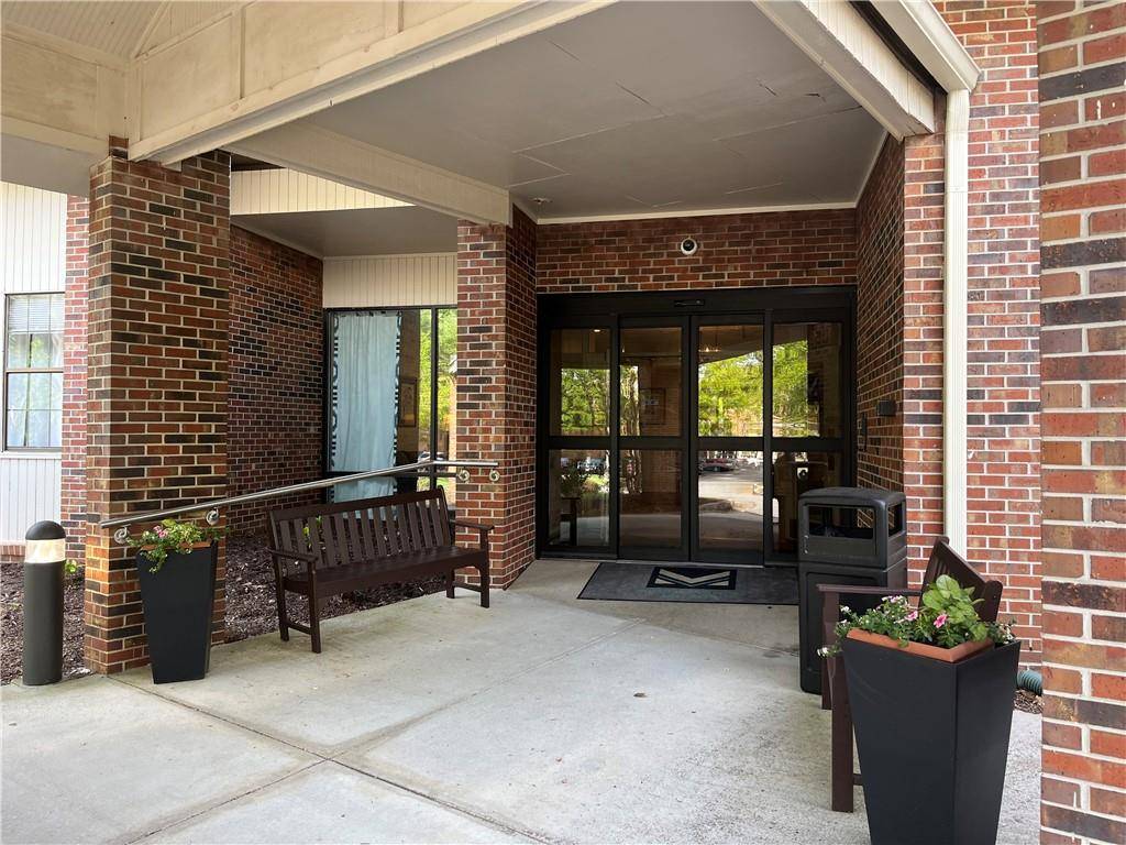 Sandy Springs, GA 30328,475 NE Mount Vernon HWY NE #C226
