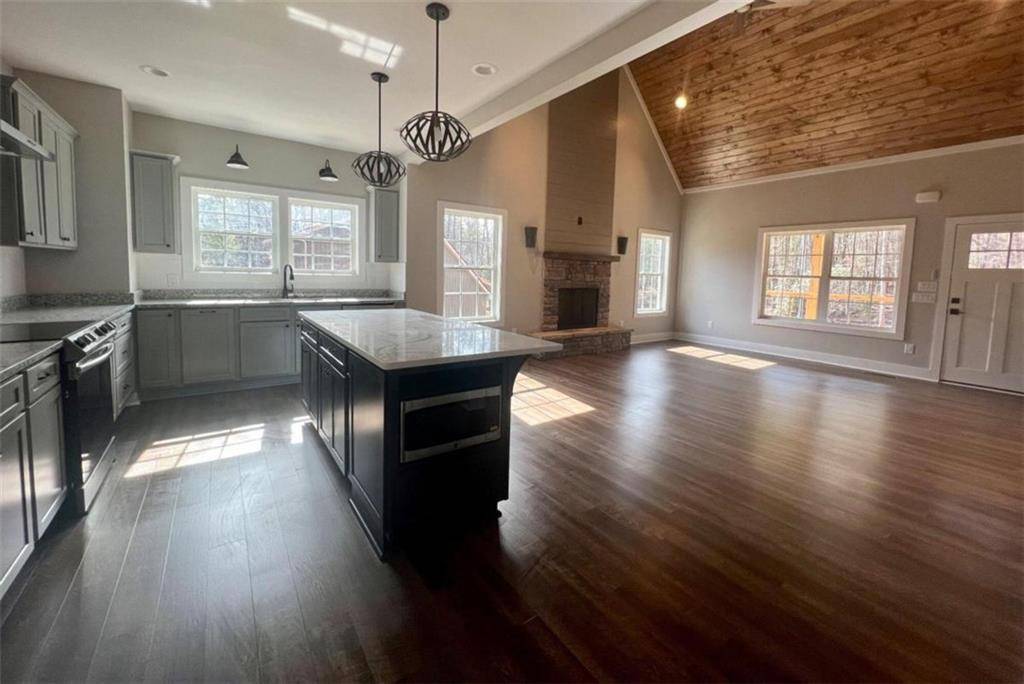 Clarkesville, GA 30523,280 Lovelace RD