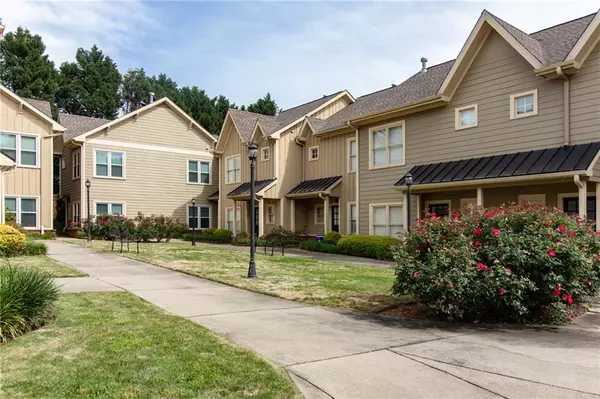 1516 NW Howell Mill RD #19,  Atlanta,  GA 30318