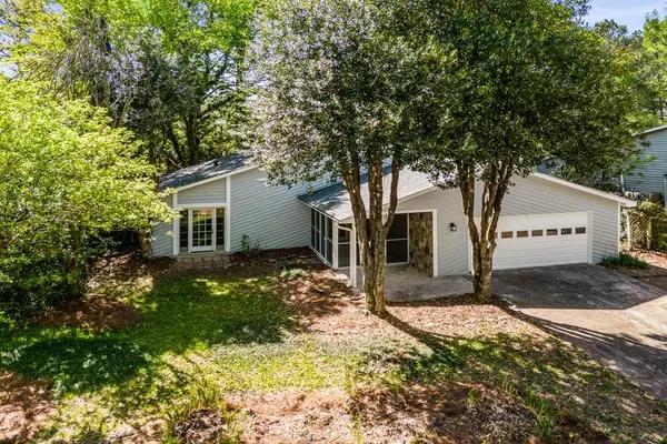 122 Creekmont WAY, Roswell, GA 30076