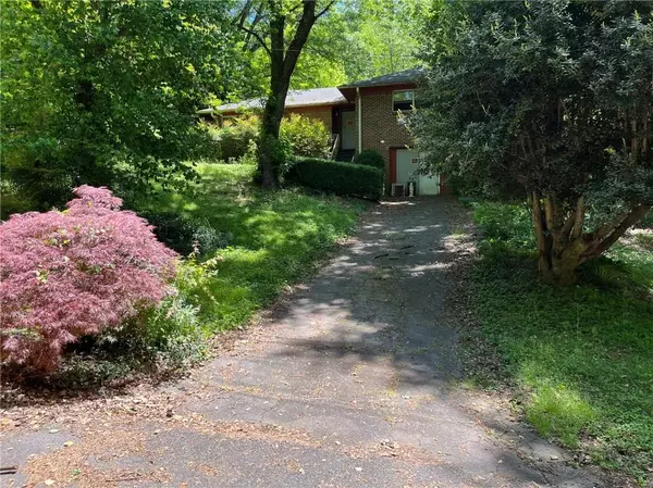 Marietta, GA 30066,118 Dickson CT