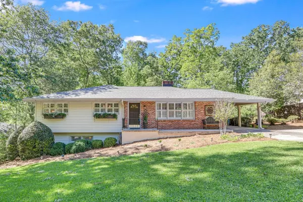 Gainesville, GA 30501,560 Stillwood DR