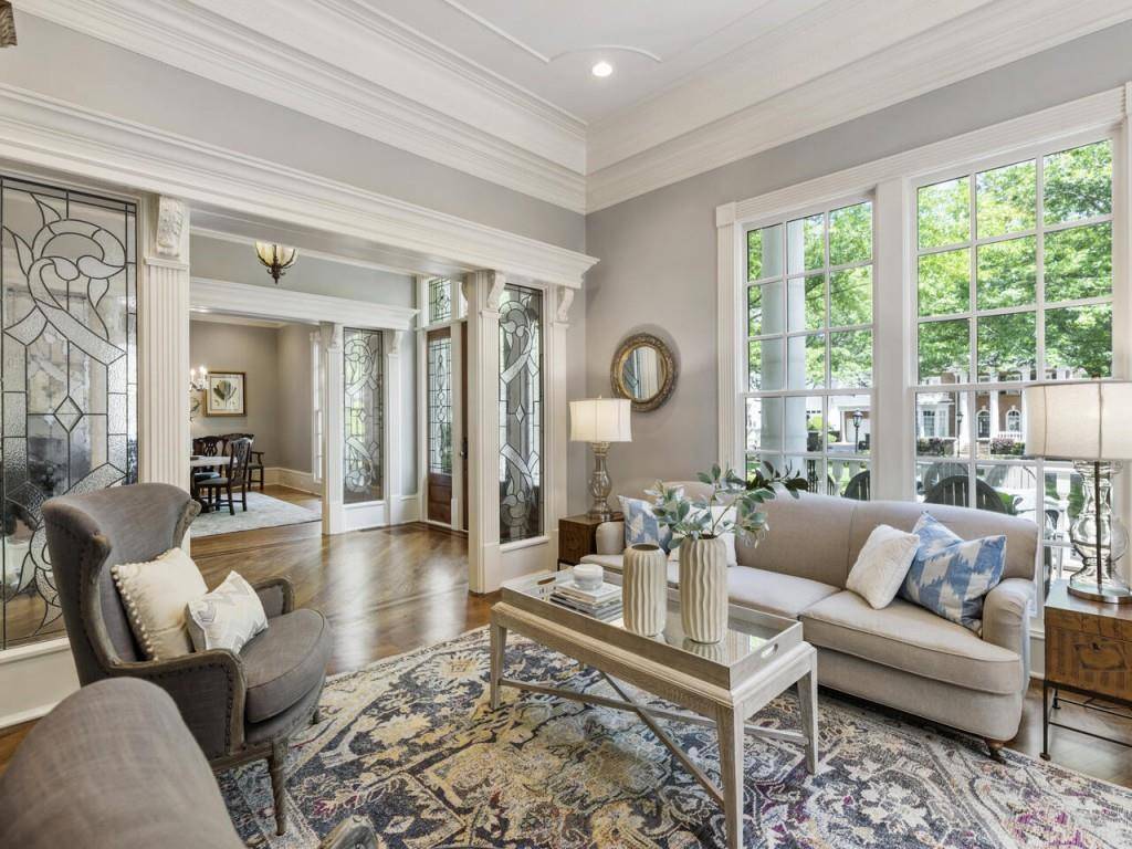 Alpharetta, GA 30022,8627 Ellard DR