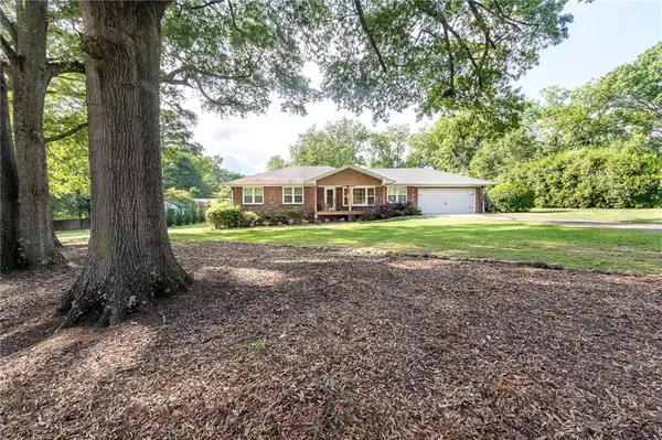 120 Hillside DR,  Monroe,  GA 30655