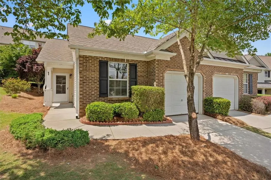 407 Red Coat LN, Woodstock, GA 30188