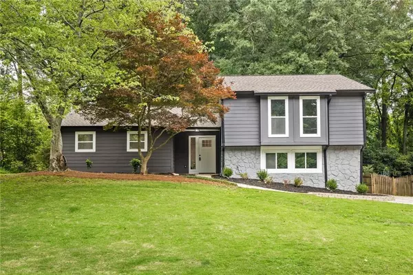 1633 Northlake Springs CT, Decatur, GA 30033