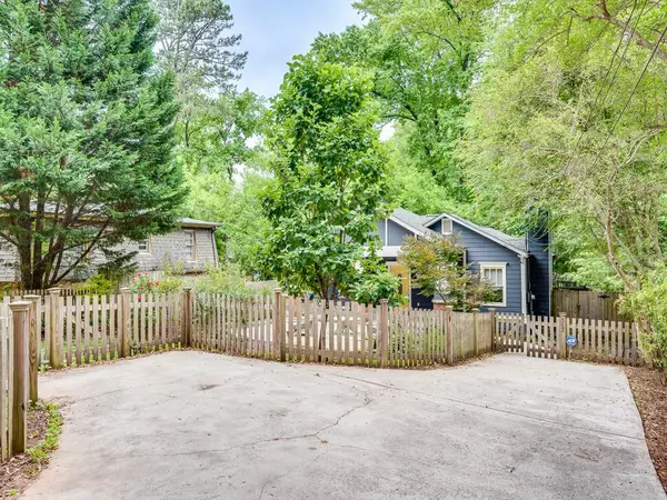 Decatur, GA 30032,563 Daniel AVE