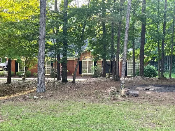 18 Black Oak CT, Cataula, GA 31804