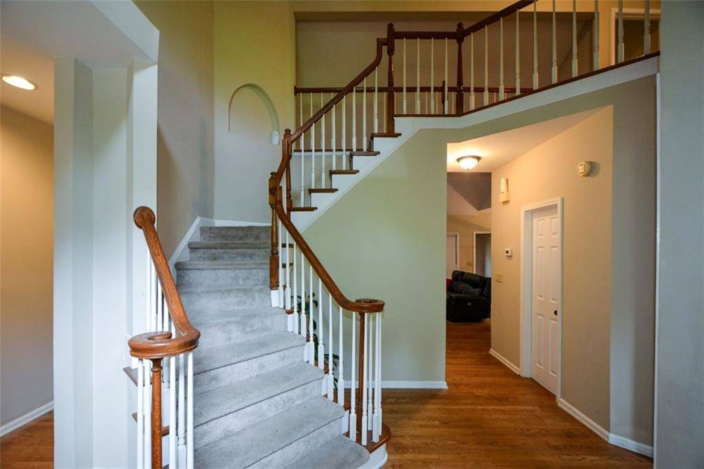 Johns Creek, GA 30022,450 Serrant CT