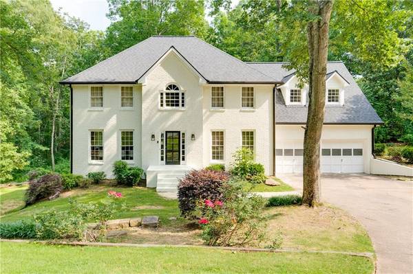 220 Riding Trail CT, Roswell, GA 30075