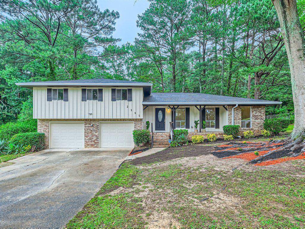 2305 WEXFORD DR, Atlanta, GA 30349