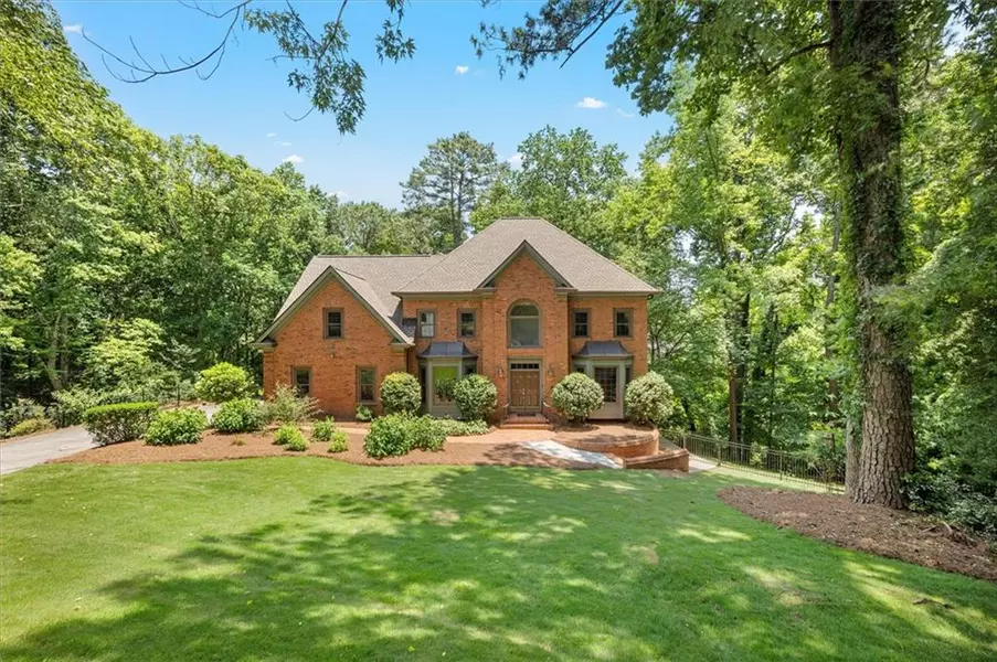 450 Glenmont CT, Sandy Springs, GA 30350