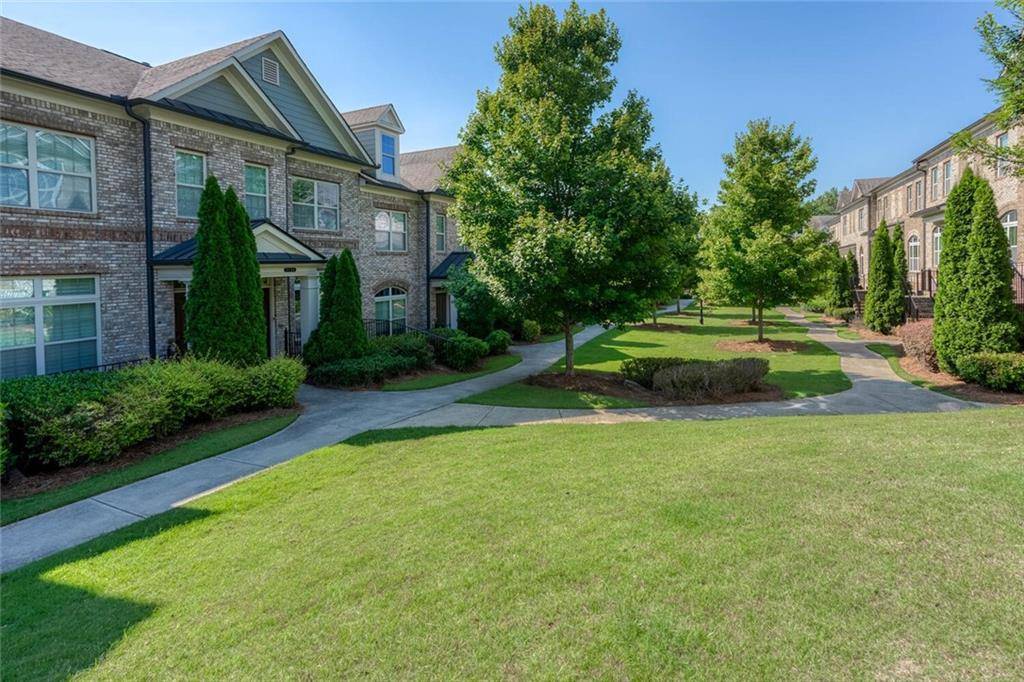 Atlanta, GA 30328,7600 Stoneridge DR