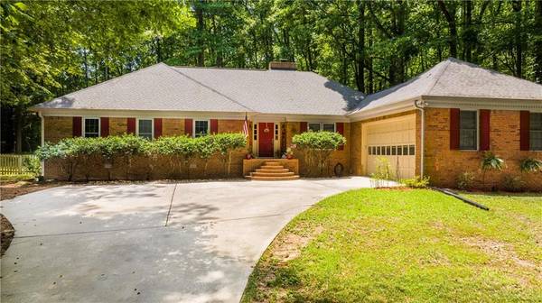 170 Forest Hall PL, Fayetteville, GA 30214