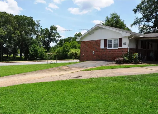 Winder, GA 30680,135 N Williamson ST