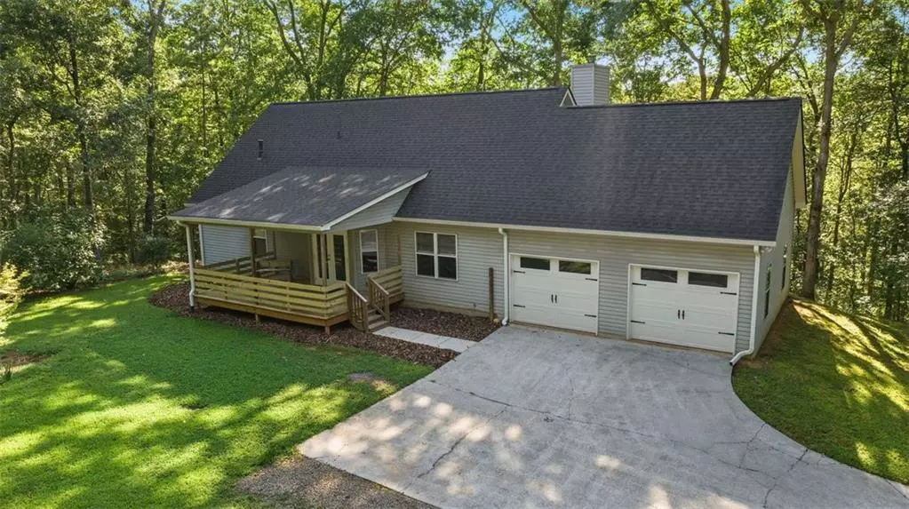 Canton, GA 30114,390 FICKLEN PL