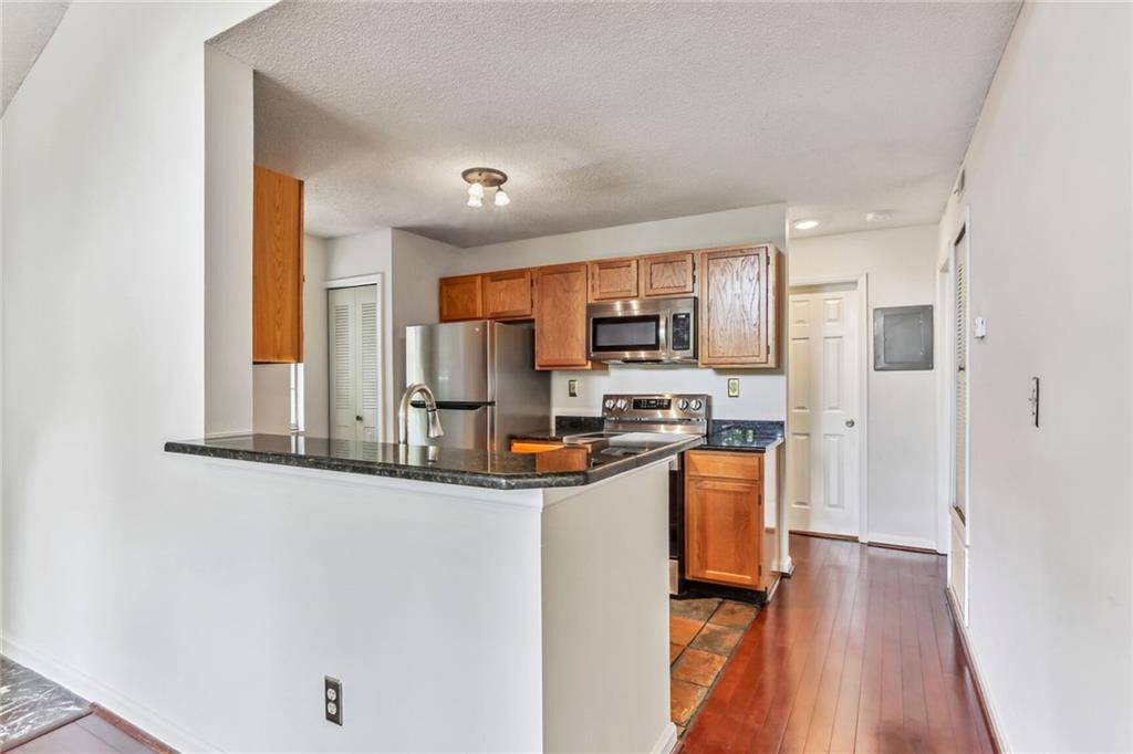 Johns Creek, GA 30022,612 Cypress Pointe ST
