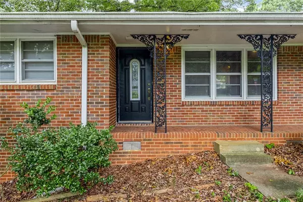 Norcross, GA 30093,5951 Robin Hood LN