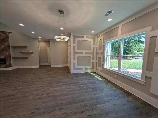 Griffin, GA 30224,915 W Poplar ST