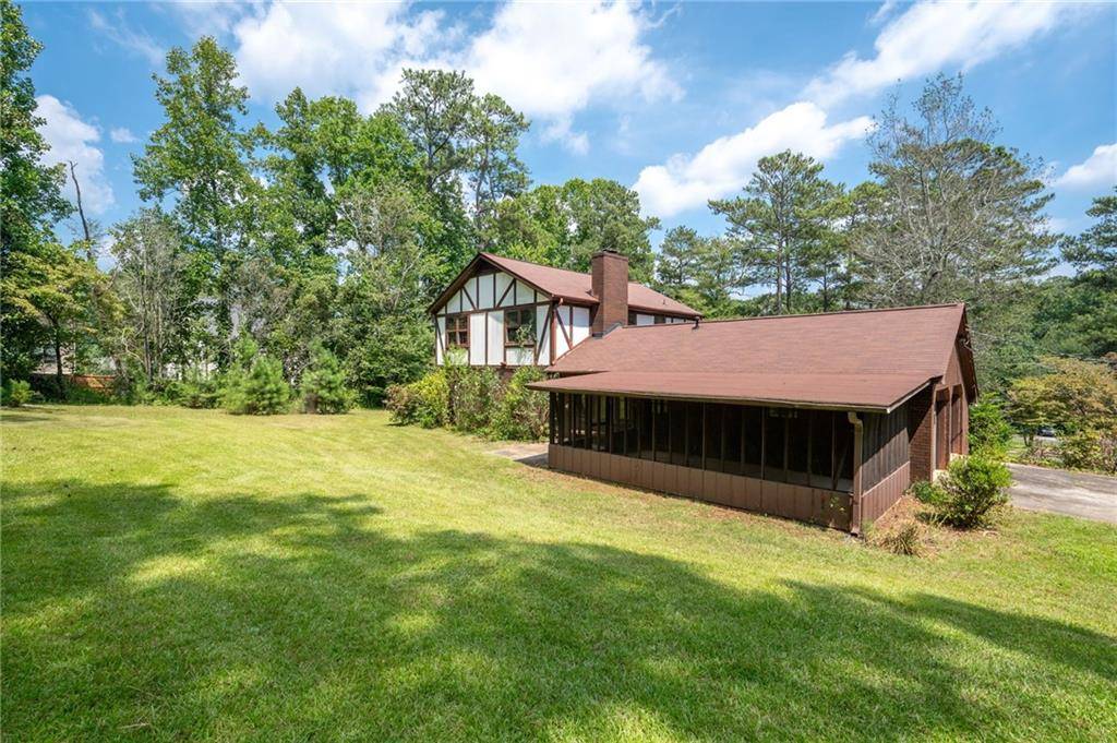 2085 E PIEDMONT RD, Marietta, GA 30062