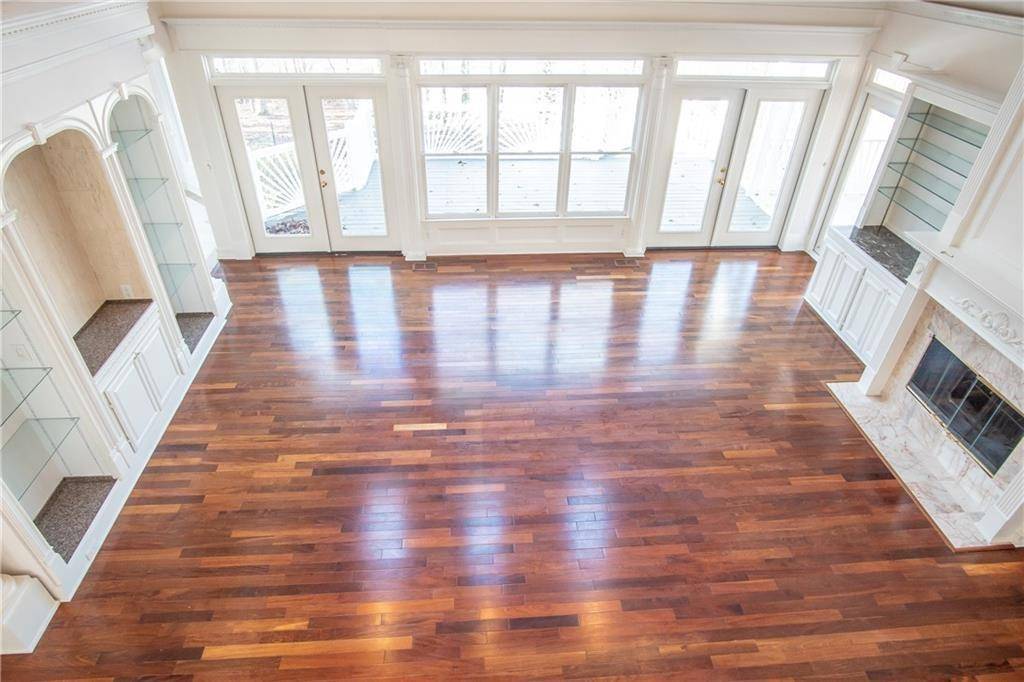 Alpharetta, GA 30004,815 Dockbridge WAY