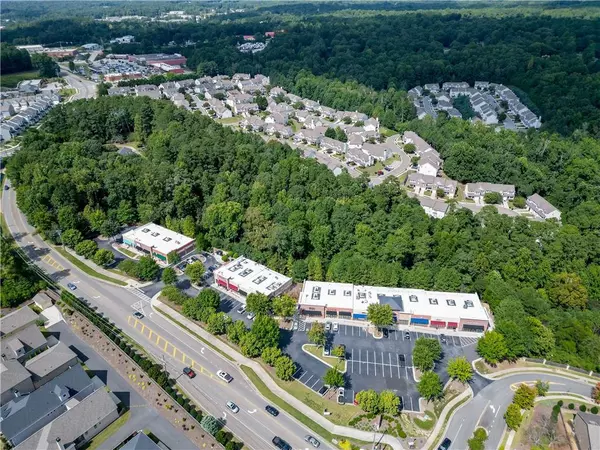 5945 Holly Springs Pkwy, Woodstock, GA 30188